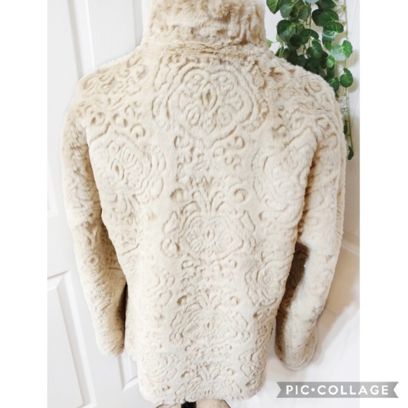 Coldwater Creek Reversible Tan & Cream Coat Size L 14 - Picture 4 of 9